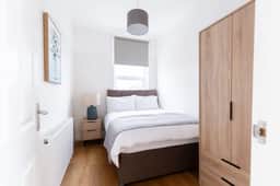 2BR Seaside Sanctuary in St Leonards on Sea Flat 5 - Image 4