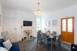 Alice Street Retreat - 1BR Sleeps 4 Street Parking - Image 3