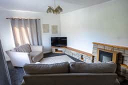 Charming 2BR Maisonette in Carlisle Center - Image 3