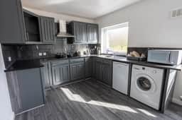 Charming 2BR Maisonette in Carlisle Center - Image 5