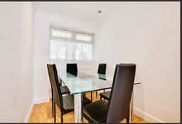 Family-Friendly 3-Bed Haven in Northolt w/Parking - Image 4
