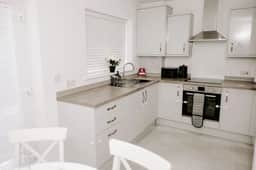 Newly Renovated 3Bed 2.5Bath Home Stockton-on-Tees - Image 2