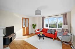 Newly Renovated 3BR House Perfect for Families or Contractors - Image 2