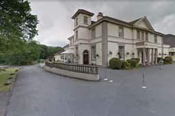 Room 7 -  Manor Park Country House, Wales - Image 3