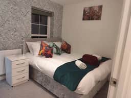 Spacious Home for Groups, Sleeps 8 - Image 4