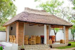 The Bay Cottage: 4BR Retreat in Cape Maclear - Image 2