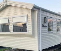 Seaside Retreat 3BR Caravan New Beach Holiday Park - Image 2