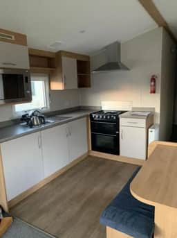 Seaside Retreat 3BR Caravan New Beach Holiday Park - Image 4
