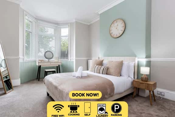 Gateshead 2BR Flat - Near Town & Metro Access - Image 1