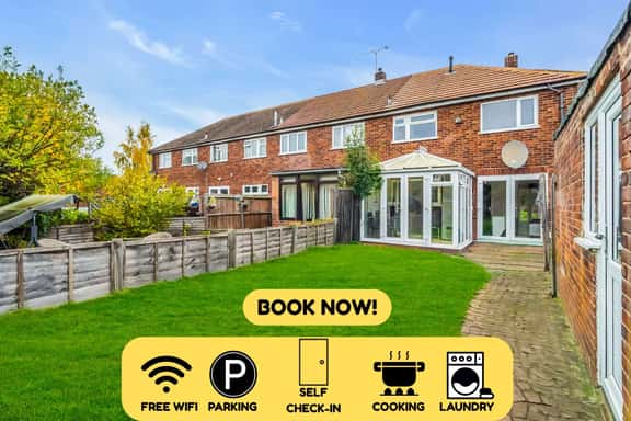 Spacious 4-Bedroom Haven in Orpington Retreat - Image 1