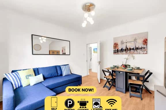 Next to Hammersmith Apollo + Tube | Top Location - Image 1