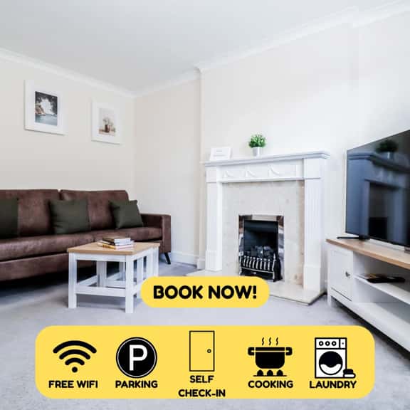 Family-Friendly 3BR Home by the Thames with FREE Parking - Image 1