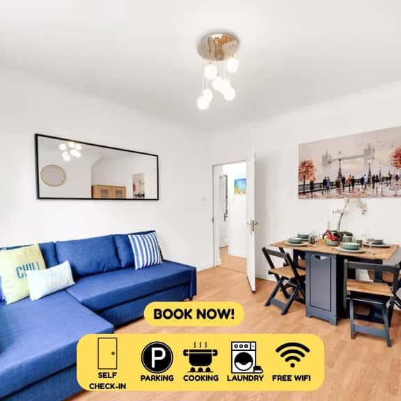 Next to Hammersmith Apollo + Tube | Top Location - Image 1