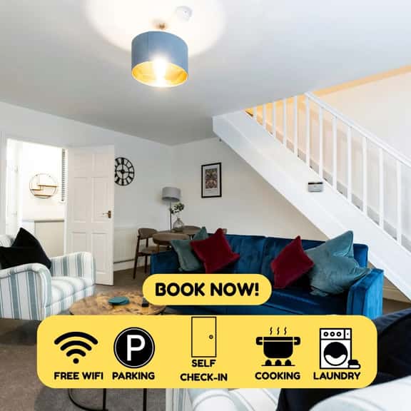 The Cosy Pavilion: Stylish 2BR Home with Free Street Parking - Image 1