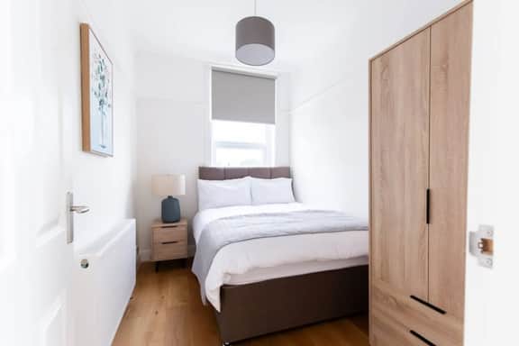 2BR Seaside Sanctuary in St Leonards on Sea Flat 5 - Image 4
