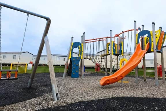 Located at New Beach Holiday Park in Dymchurch. - Image 5