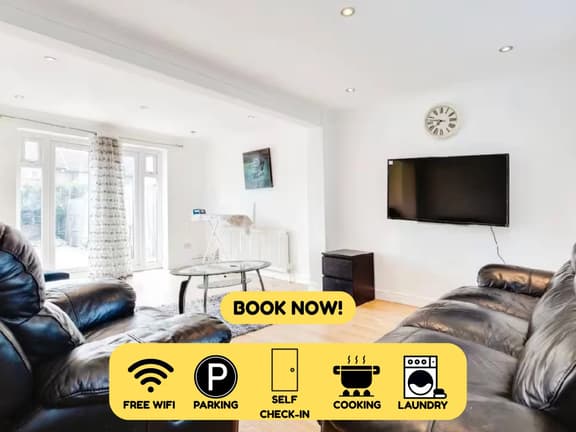 Family-Friendly 3-Bed Haven in Northolt w/Parking - Image 1