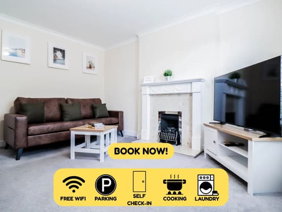 Family-Friendly 3BR Home by the Thames with FREE Parking - Image 1