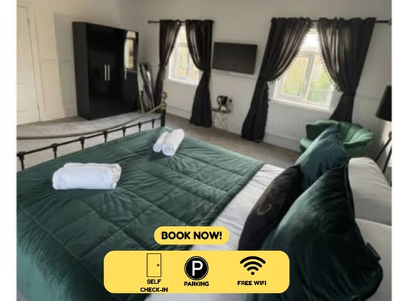 Room 1 Manor Park Country House in Swansea - Image 1