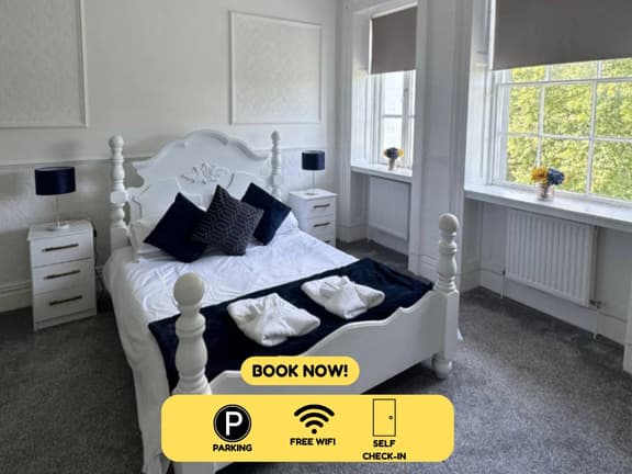Room 4 Manor Park Country House in Swansea Sleeps 2 - Image 1